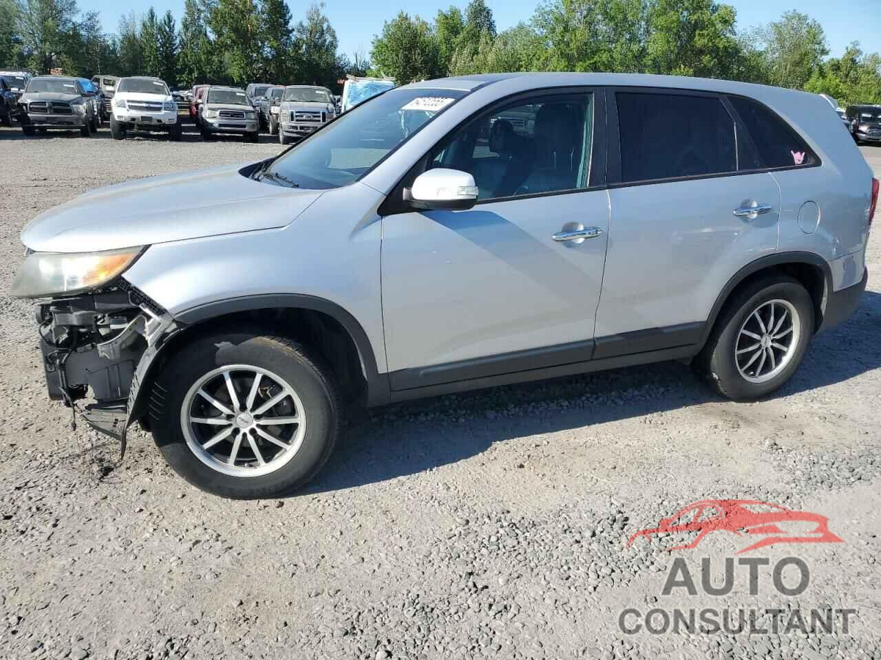 KIA SORENTO 2011 - 5XYKU4A24BG012976