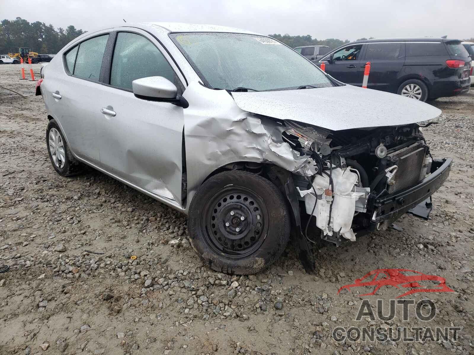 NISSAN VERSA 2017 - 3N1CN7AP5HK453461