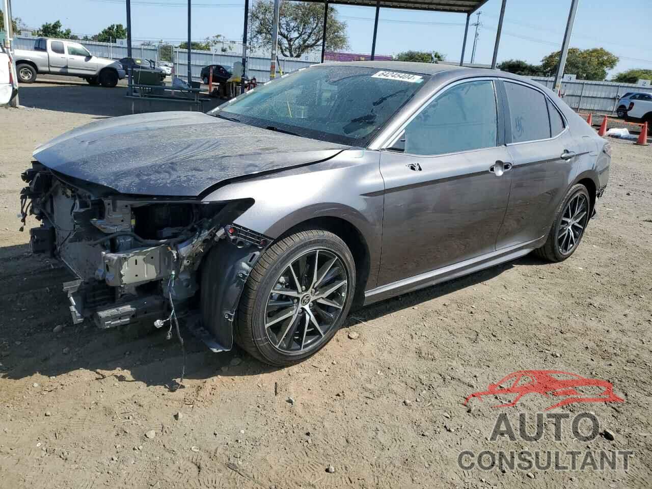 TOYOTA CAMRY 2022 - 4T1T11AK3NU043260