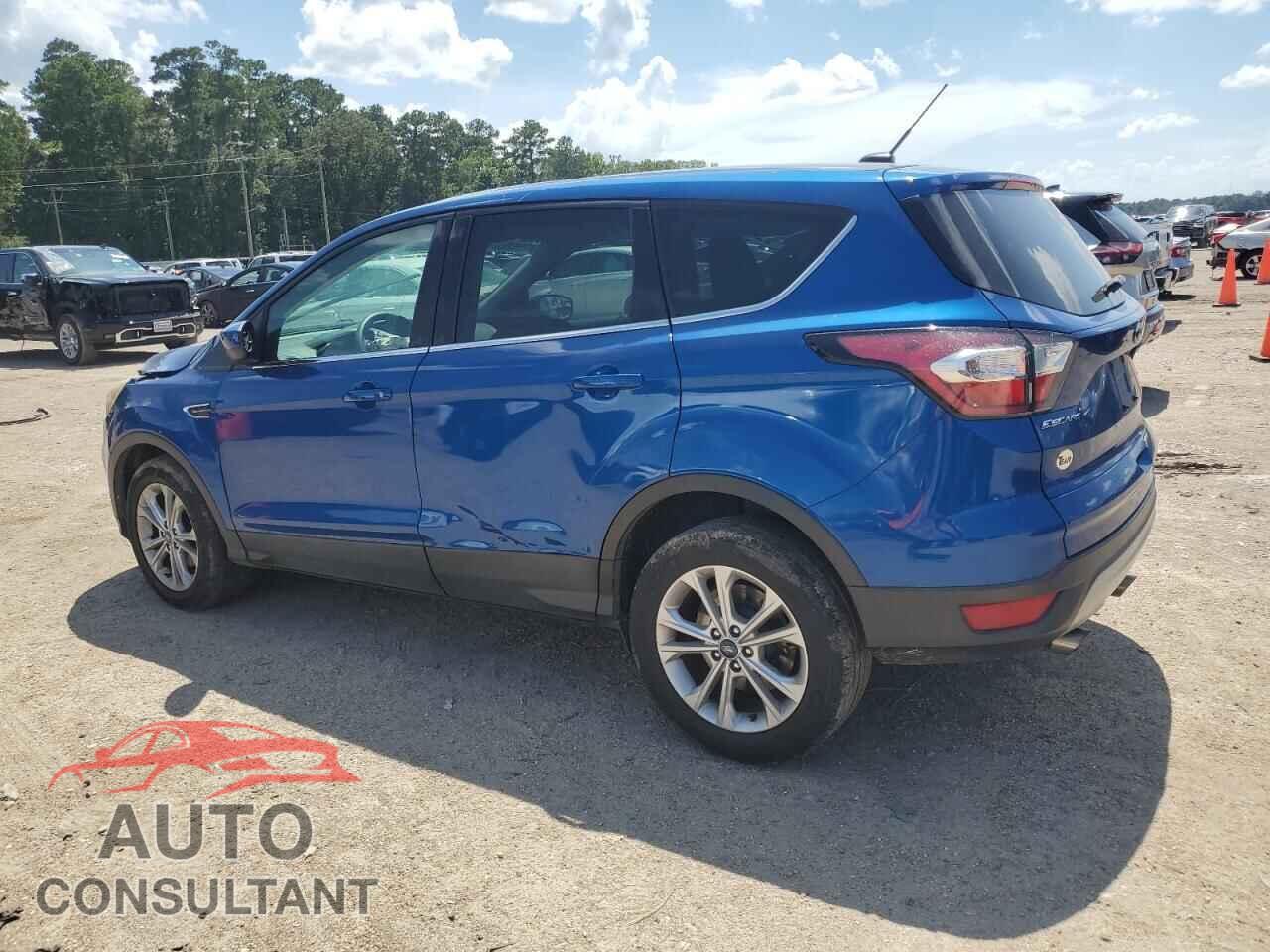 FORD ESCAPE 2017 - 1FMCU0GD9HUE72014