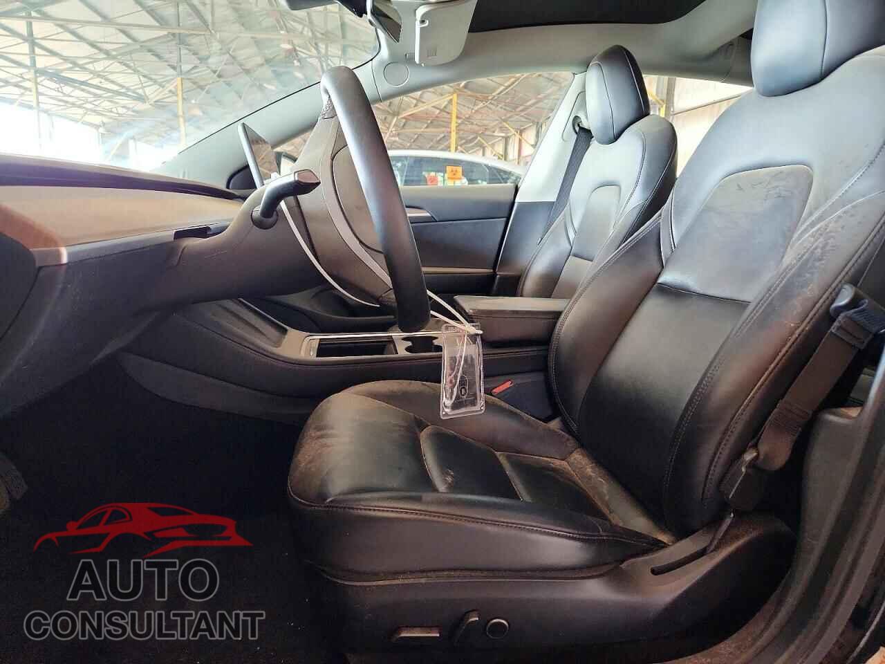 TESLA MODEL 3 2022 - 5YJ3E1EB0NF267047