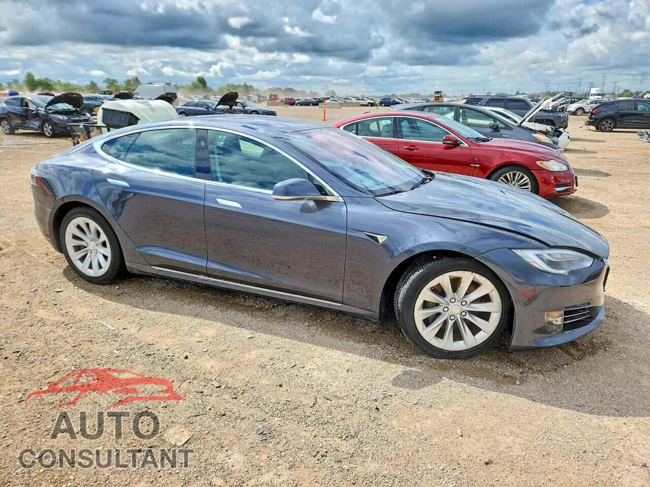 TESLA MODEL S 2017 - 5YJSA1E26HF205504