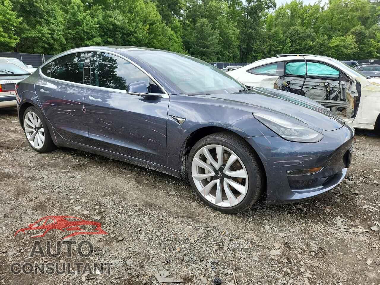 TESLA MODEL 3 2018 - 5YJ3E1EA6JF004479
