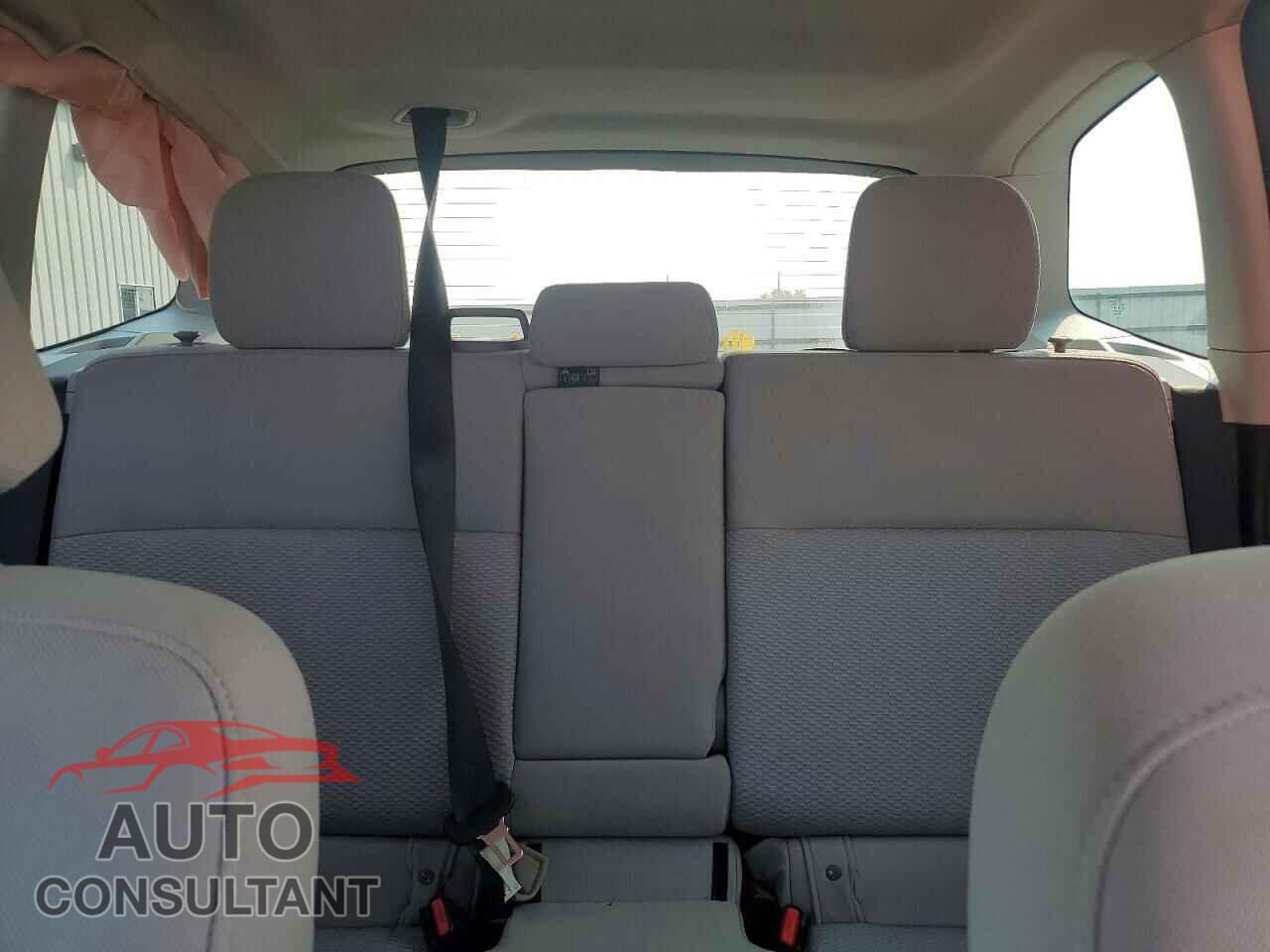 SUBARU FORESTER 2017 - JF2SJAEC4HH458640