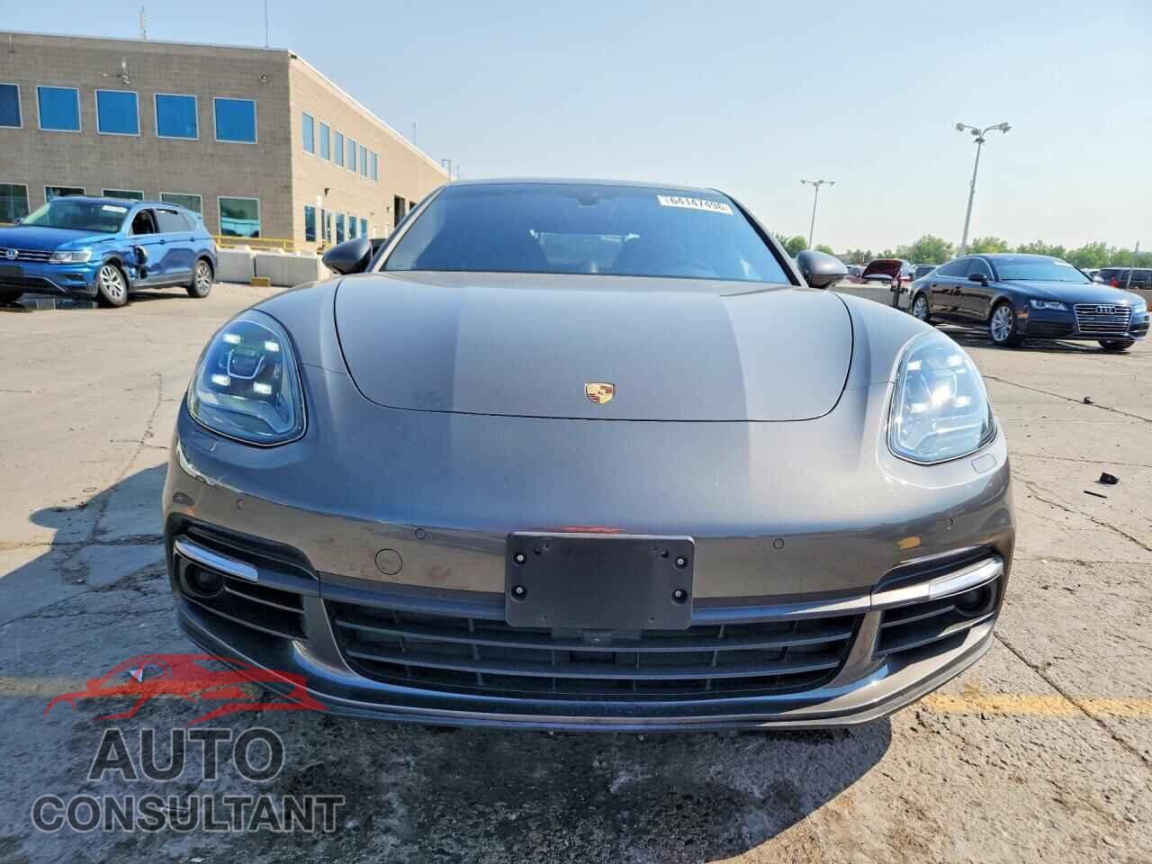 PORSCHE PANAMERA 2018 - WP0AE2A77JL127647
