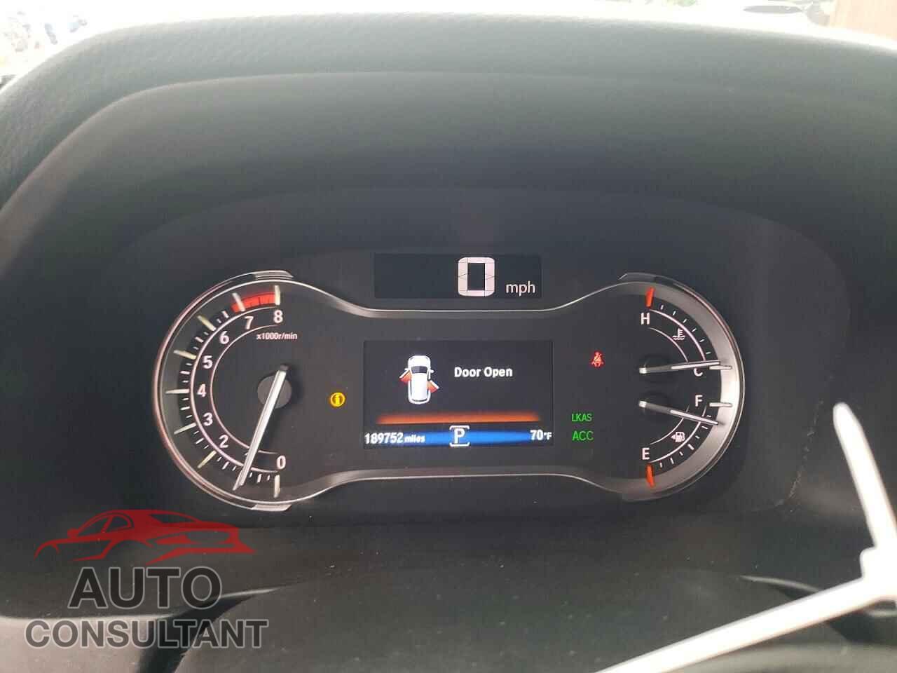 HONDA PILOT 2016 - 5FNYF6H98GB123015