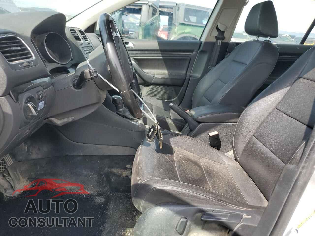 VOLKSWAGEN JETTA 2013 - 3VWPL7AJ3DM693300