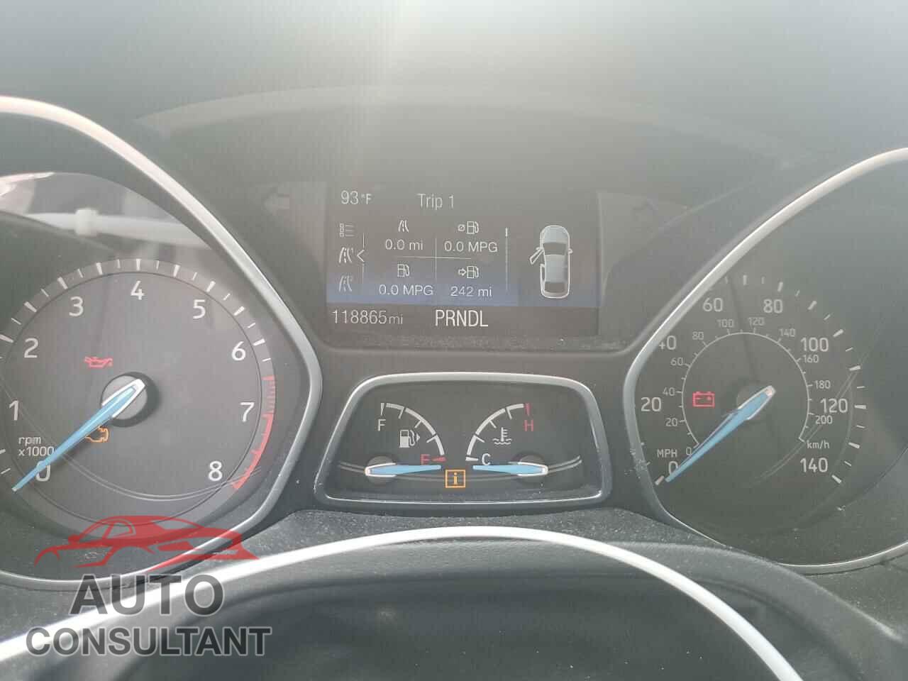 FORD FOCUS 2017 - 1FADP3F28HL298093