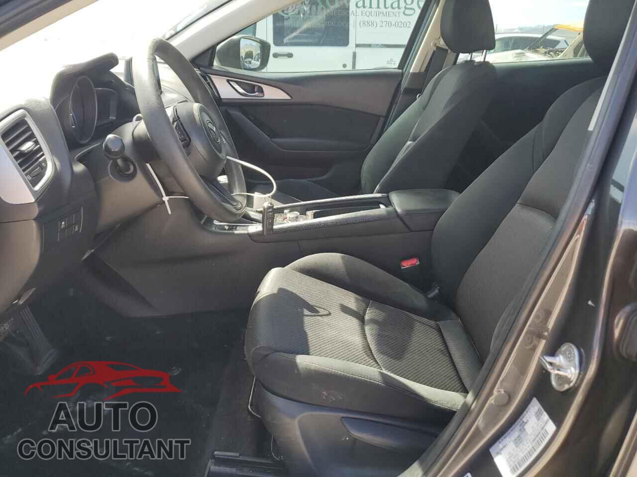 MAZDA 3 2017 - 3MZBN1U76HM102111