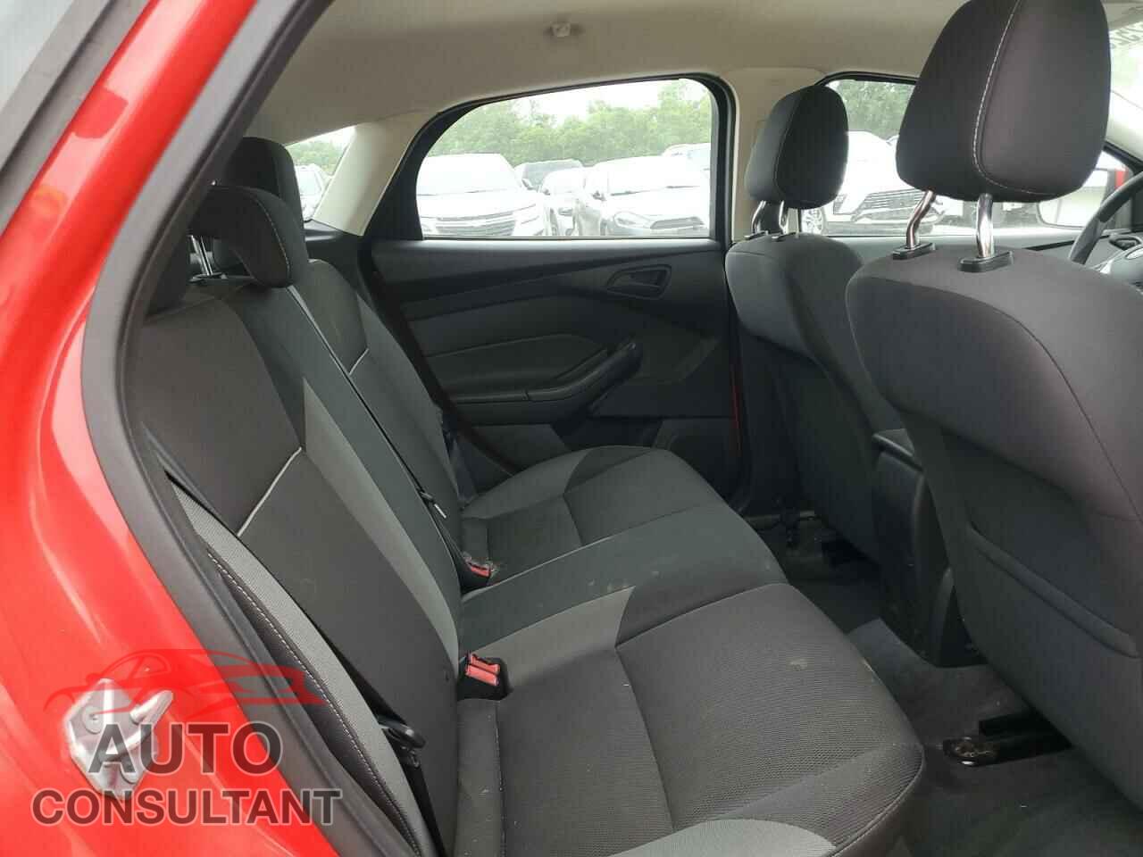 FORD FOCUS 2012 - 1FAHP3K22CL105629