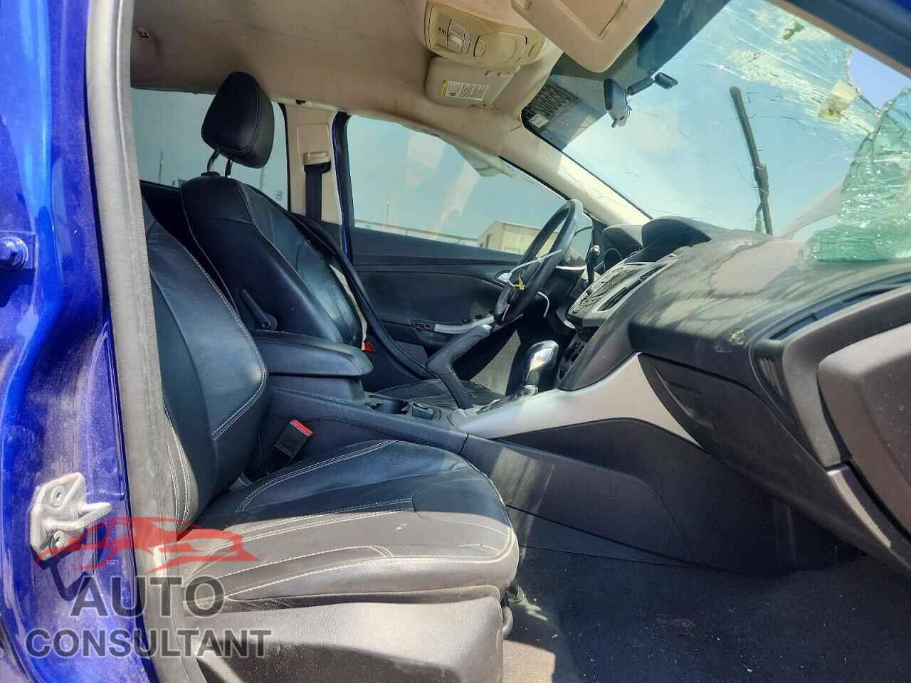 FORD FOCUS 2014 - 1FADP3K23EL372361