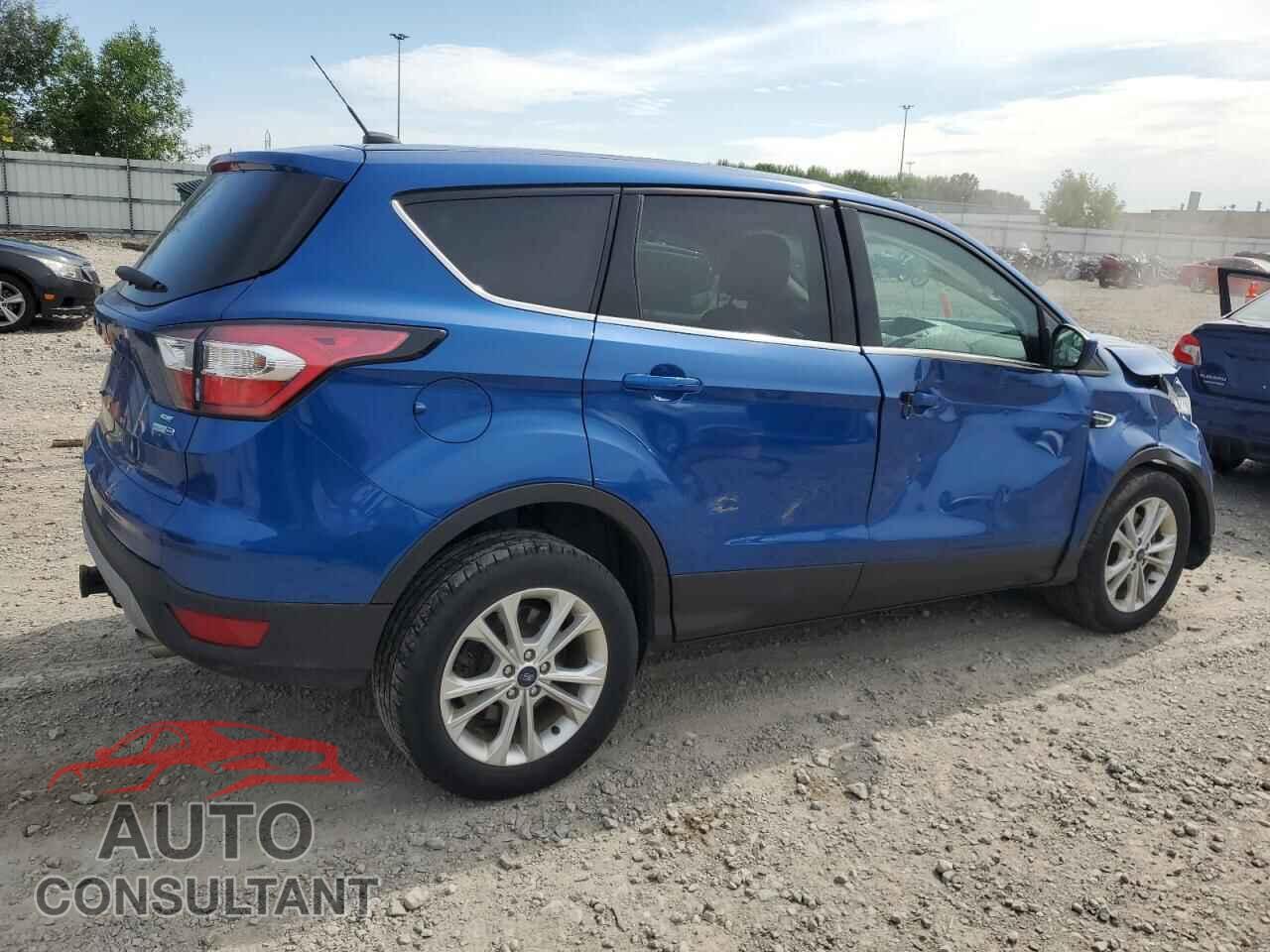 FORD ESCAPE 2017 - 1FMCU9G96HUB75461
