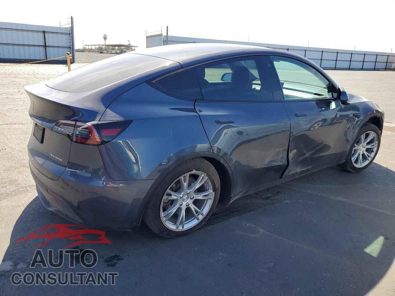 TESLA MODEL Y 2023 - 7SAYGDEE5PF634865