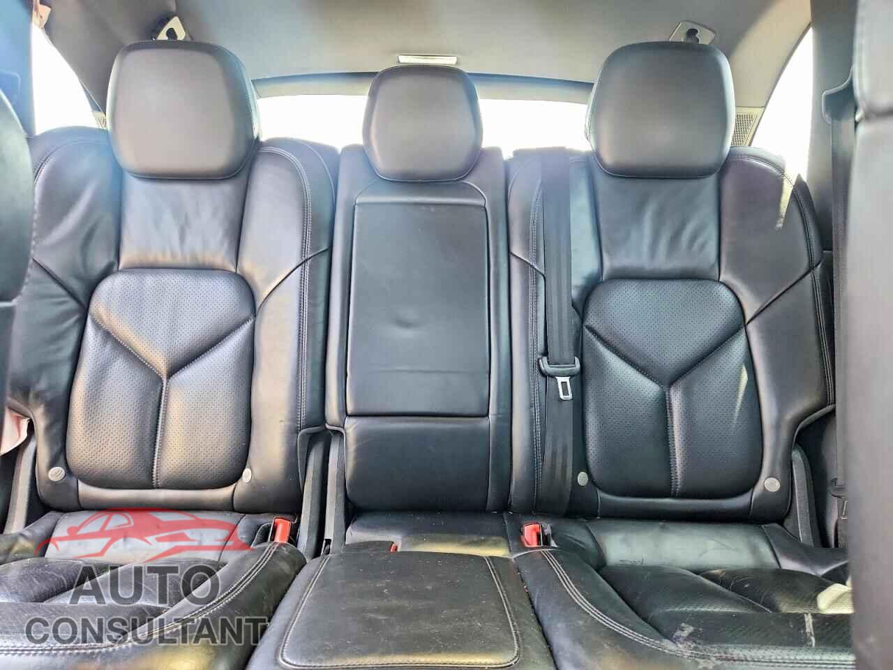 PORSCHE CAYENNE 2016 - WP1AE2A26GLA62284