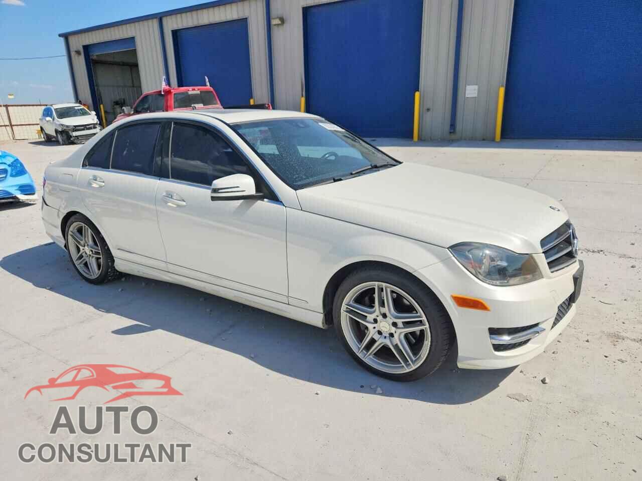 MERCEDES-BENZ C-CLASS 2014 - WDDGF5HB7EA924622