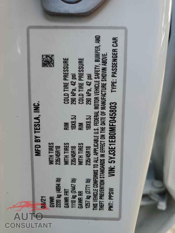 TESLA MODEL 3 2021 - 5YJ3E1EB0MF045803