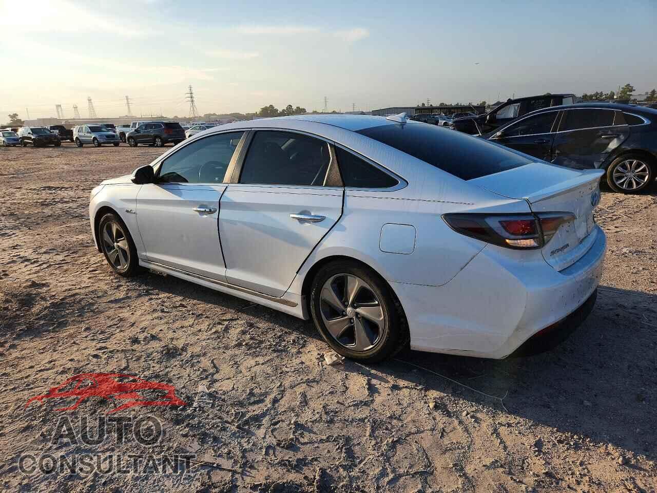 HYUNDAI SONATA 2017 - KMHE34L13HA046741