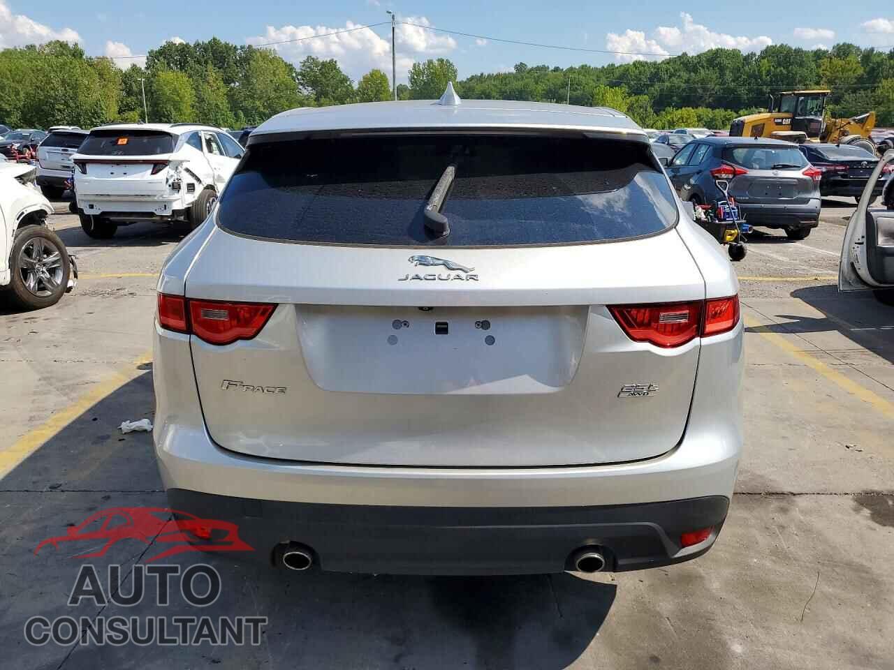 JAGUAR F-PACE 2018 - SADCS2FX2JA279121