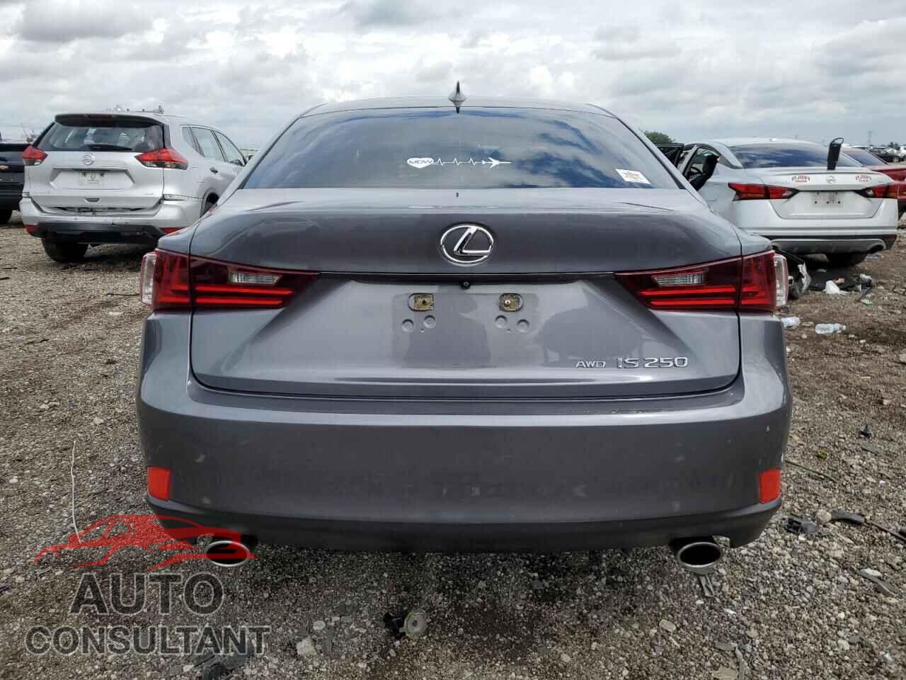 LEXUS IS 2015 - JTHCF1D28F5024246
