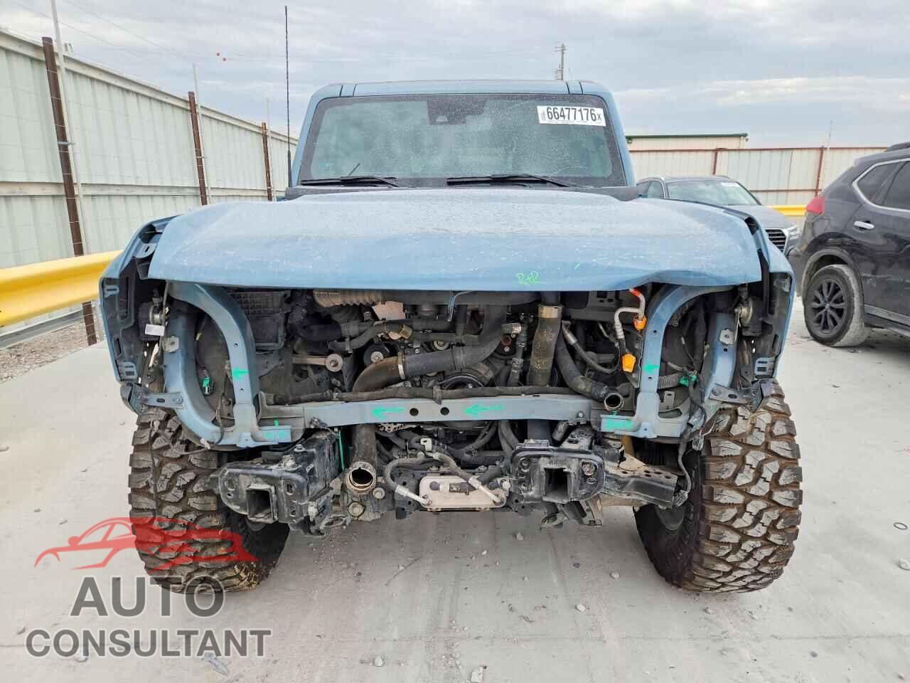 FORD BRONCO 2023 - 1FMEE5DP8PLC18588