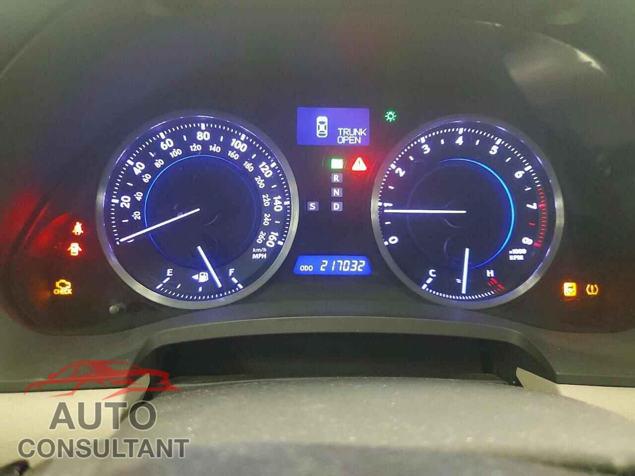 LEXUS IS 2011 - JTHBF5C23B5156670