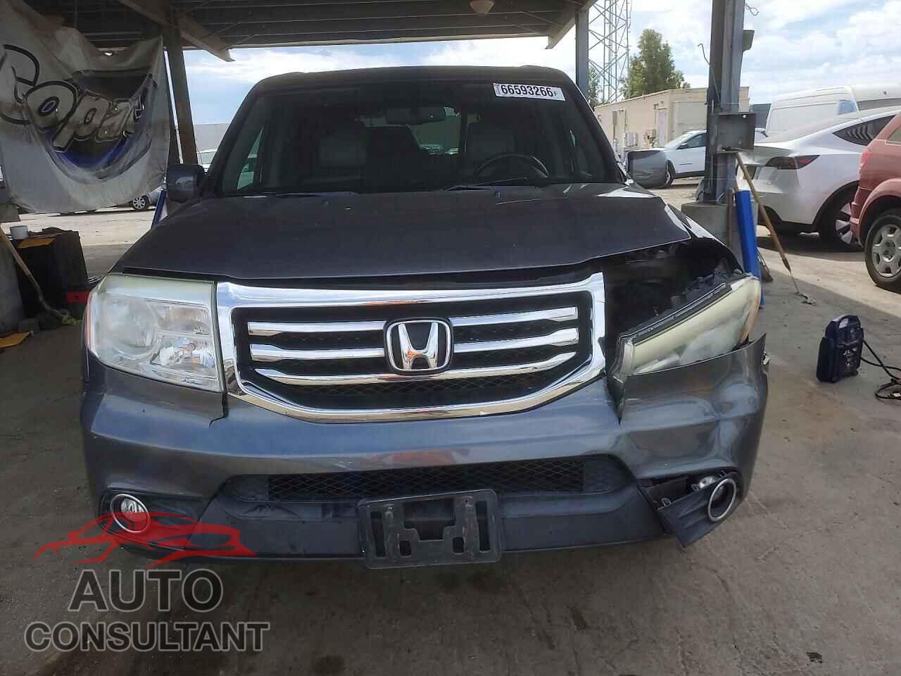 HONDA PILOT 2013 - 5FNYF3H57DB018263