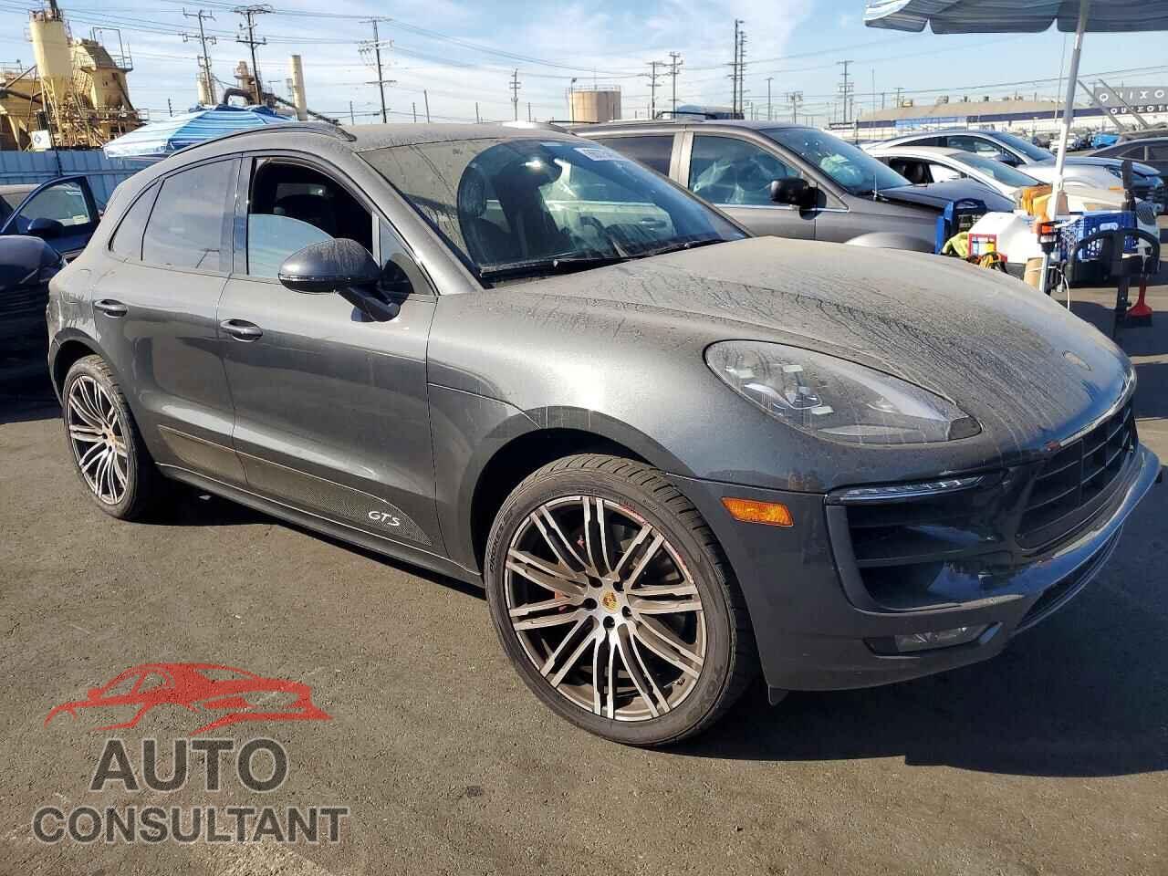 PORSCHE MACAN 2018 - WP1AG2A57JLB61241