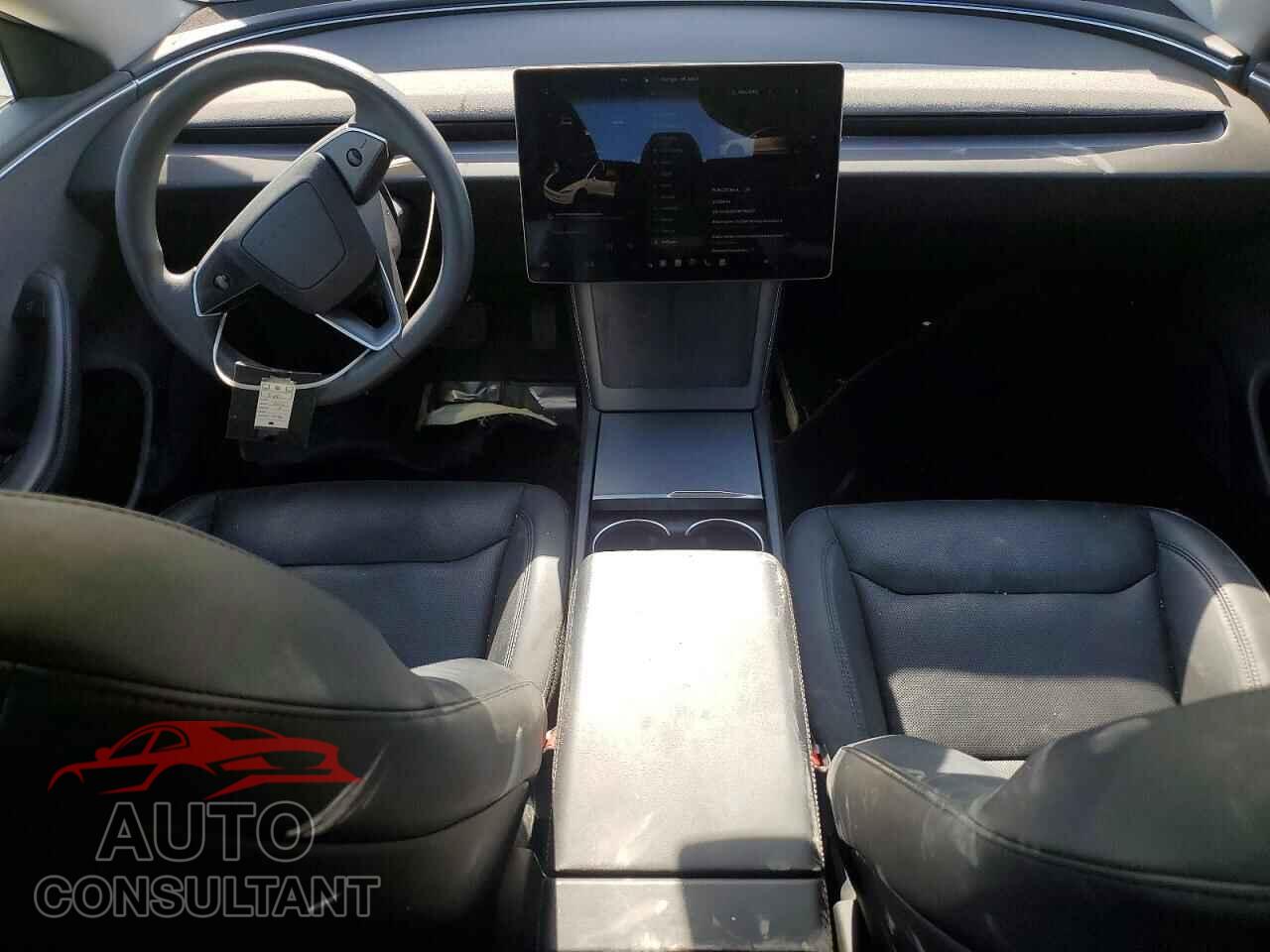 TESLA MODEL 3 2024 - 5YJ3E1EA5RF759277