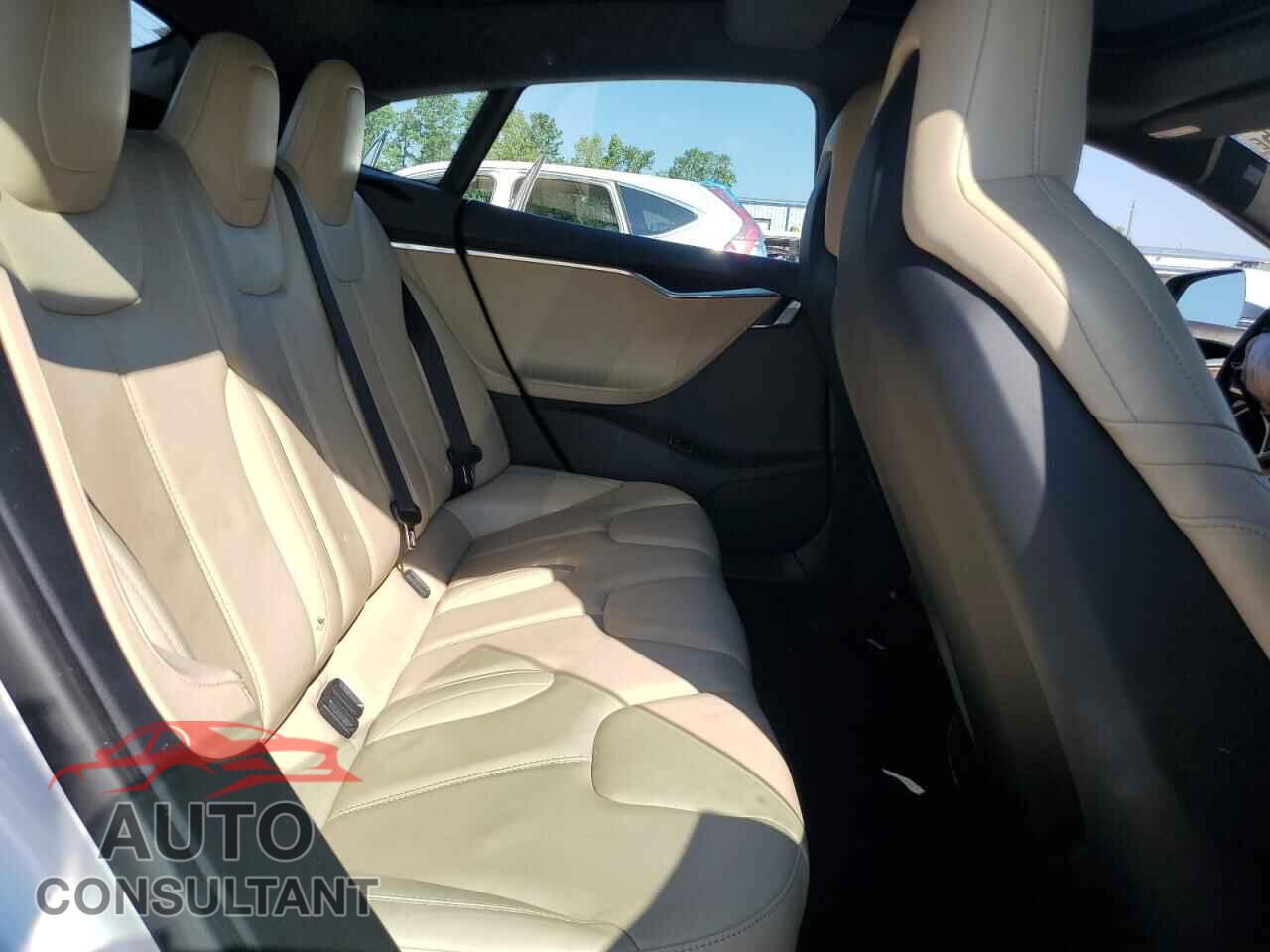 TESLA MODEL S 2015 - 5YJSA1H42FF085162
