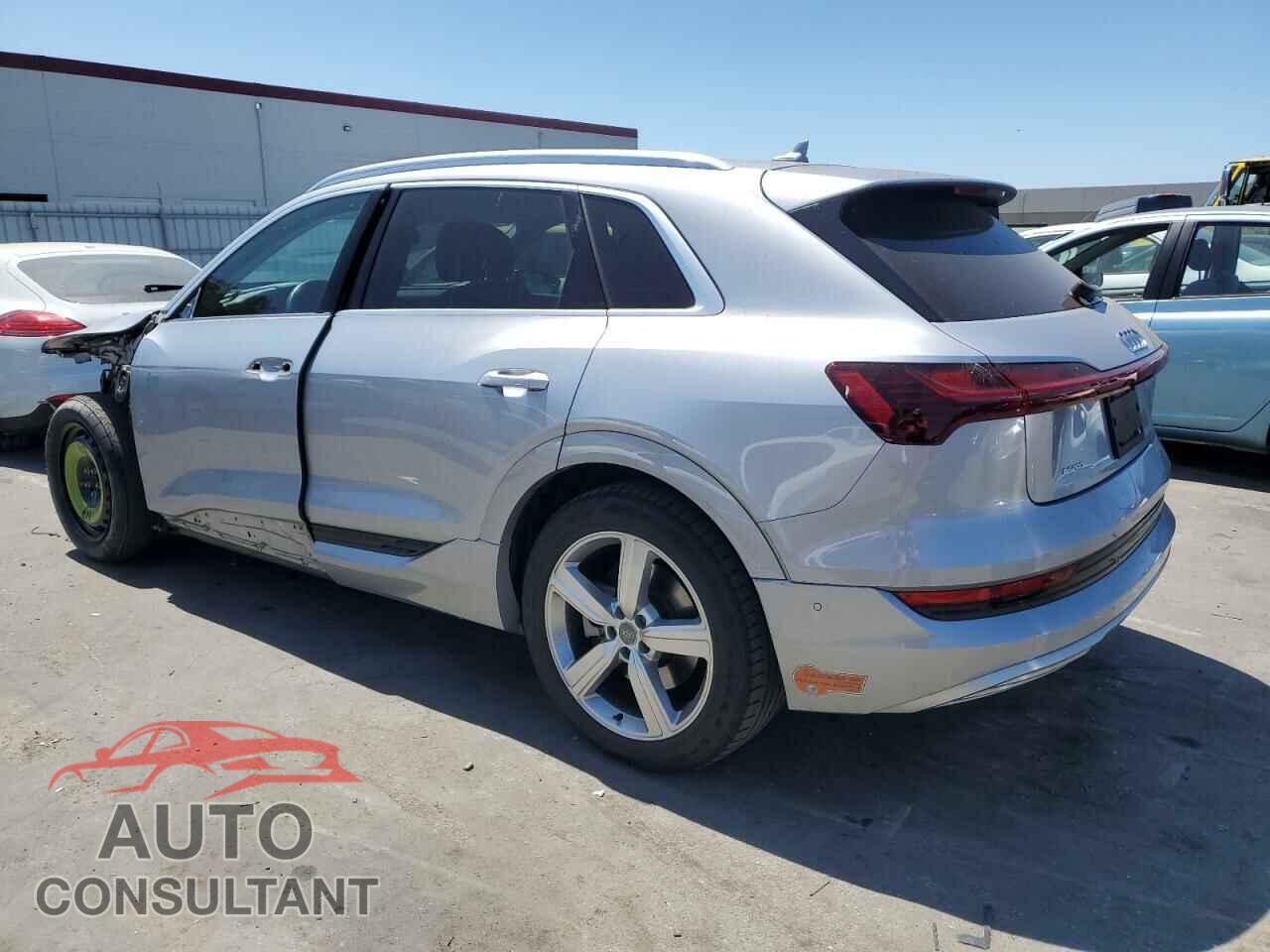 AUDI E-TRON 2019 - WA1LABGE8KB011465
