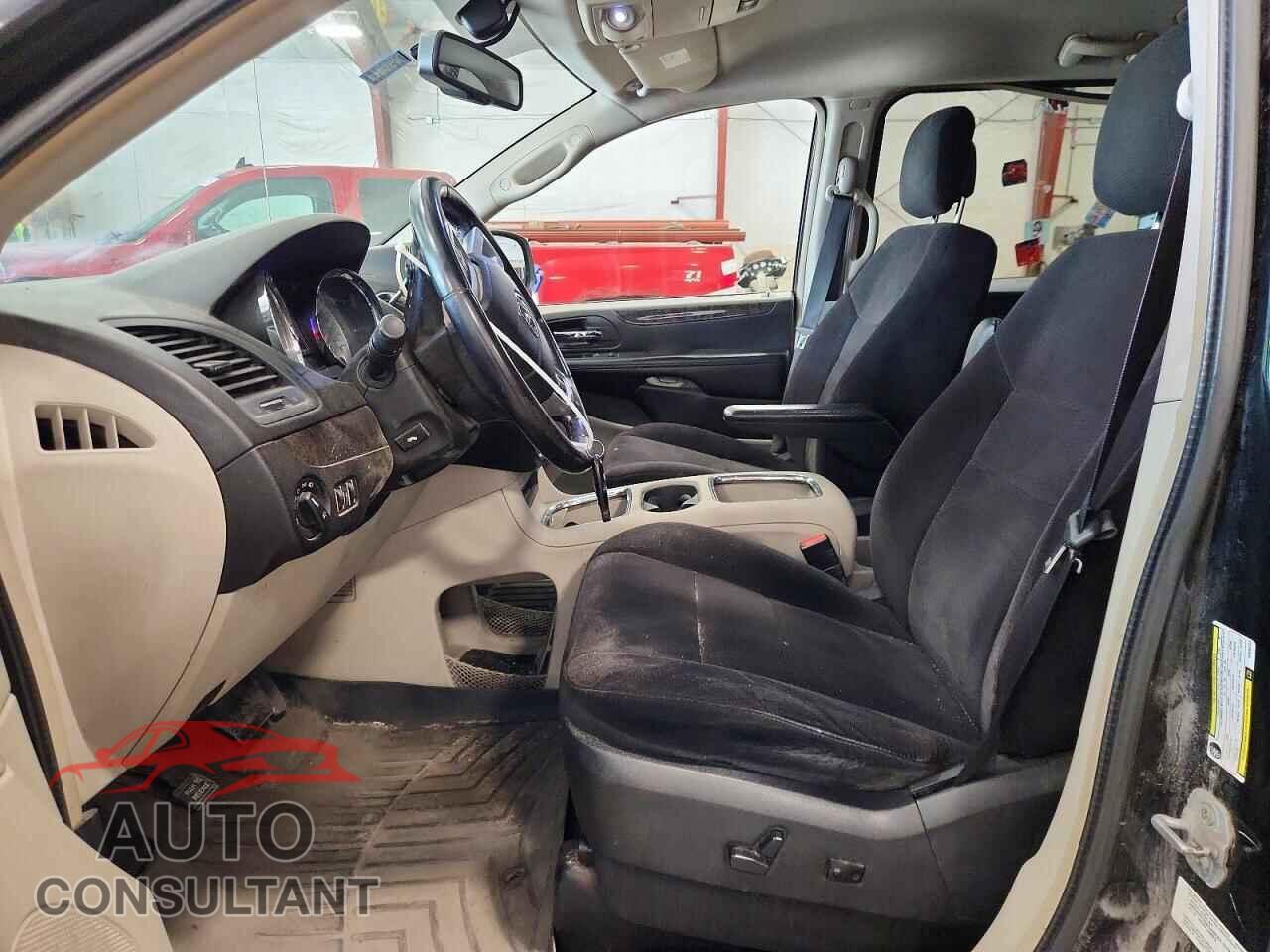 DODGE CARAVAN 2011 - 2D4RN5DGXBR643173