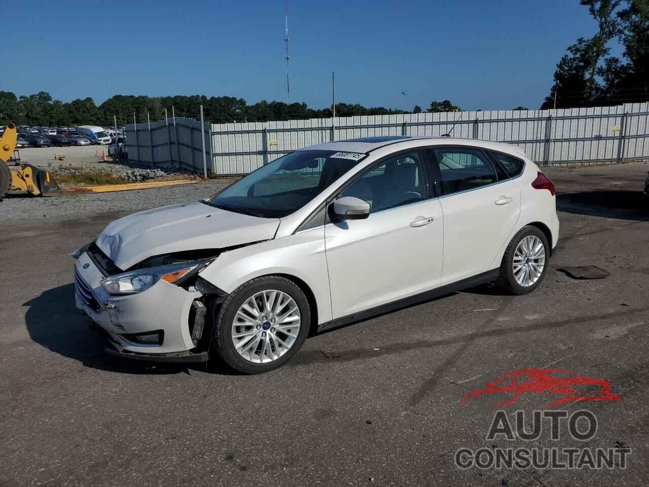 FORD FOCUS 2018 - 1FADP3N20JL332678