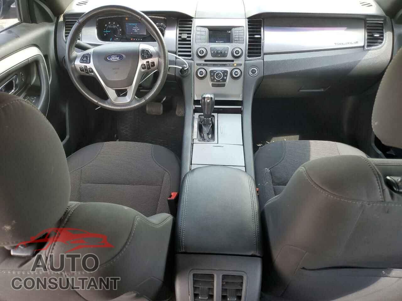 FORD TAURUS 2017 - 1FAHP2E8XHG125010