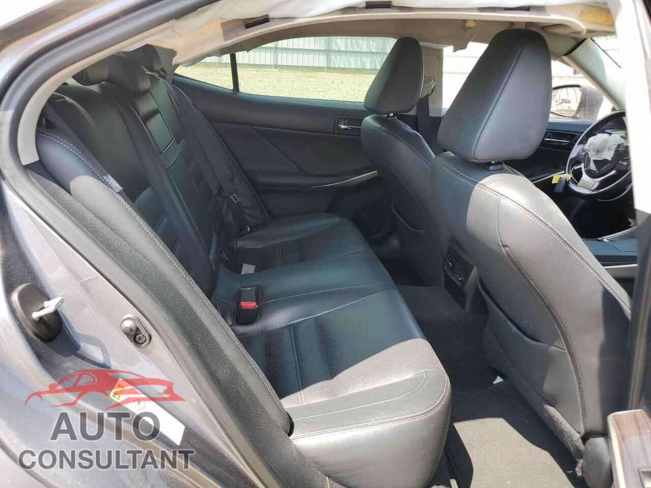 LEXUS IS 2015 - JTHCF1D27F5027171
