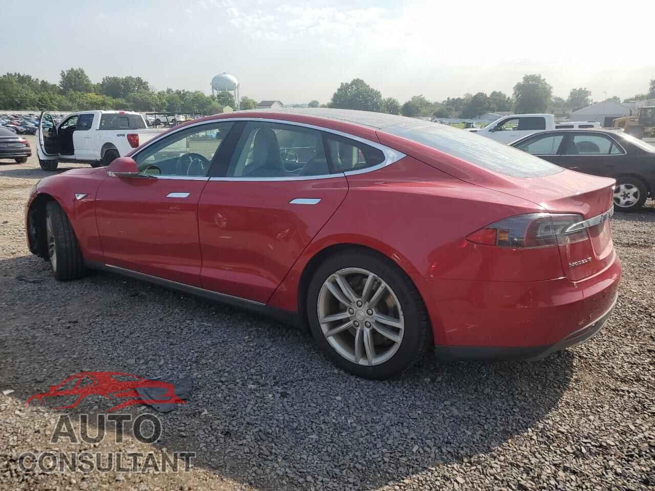 TESLA MODEL S 2014 - 5YJSA1H1XEFP66786