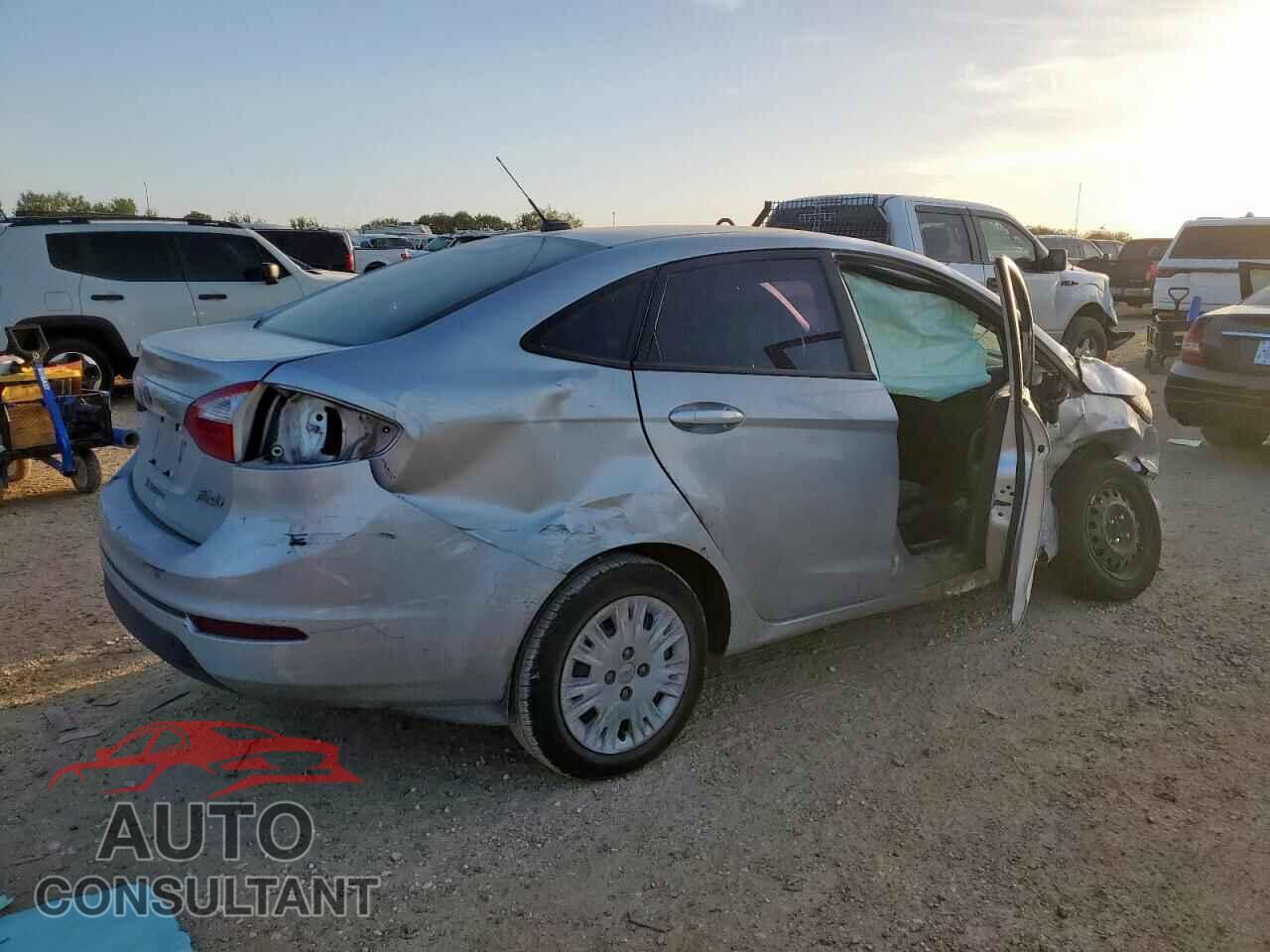 FORD FIESTA 2017 - 3FADP4AJ2HM150282