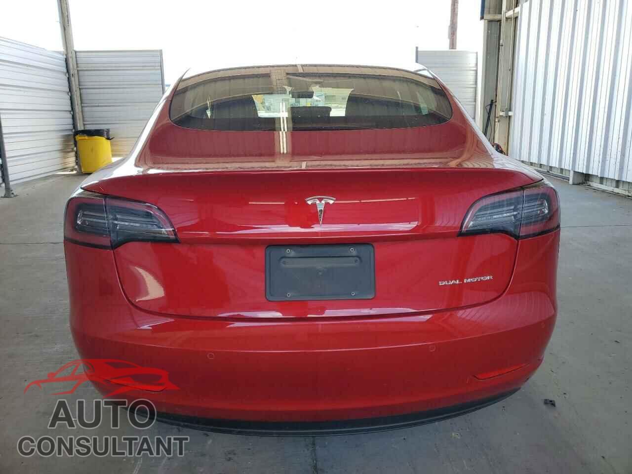 TESLA MODEL 3 2022 - 5YJ3E1EB4NF288452