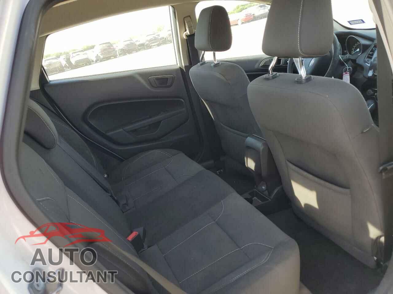 FORD FIESTA 2017 - 3FADP4EJ6HM124696