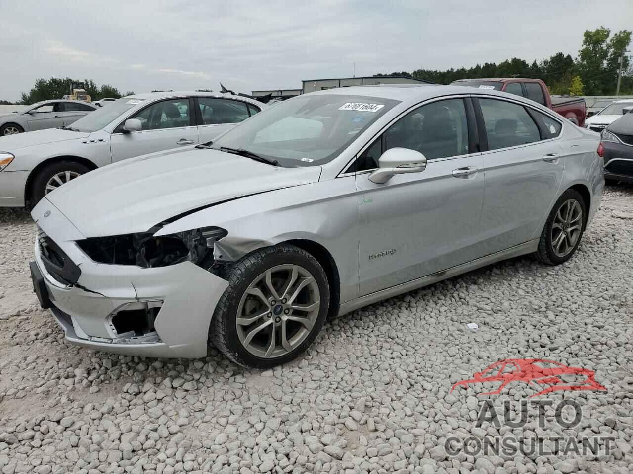 FORD FUSION 2019 - 3FA6P0RU9KR116723