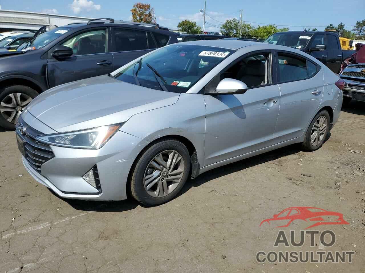 HYUNDAI ELANTRA 2020 - KMHD84LF7LU071030