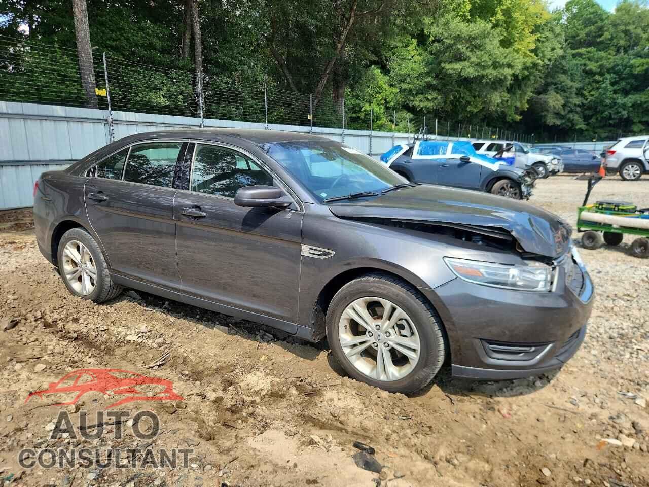 FORD TAURUS 2017 - 1FAHP2E80HG133598