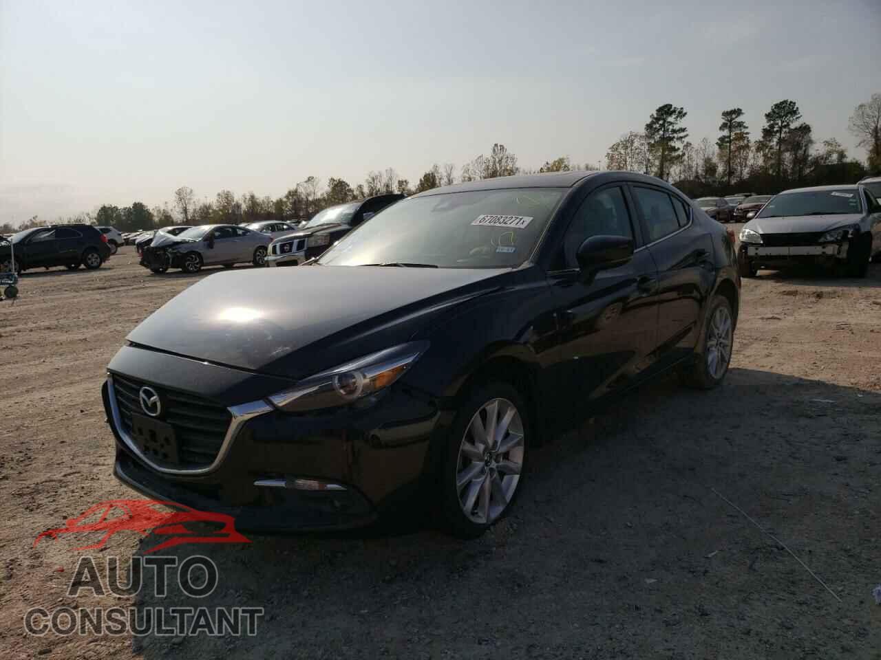 MAZDA 3 2017 - 3MZBN1W30HM130237