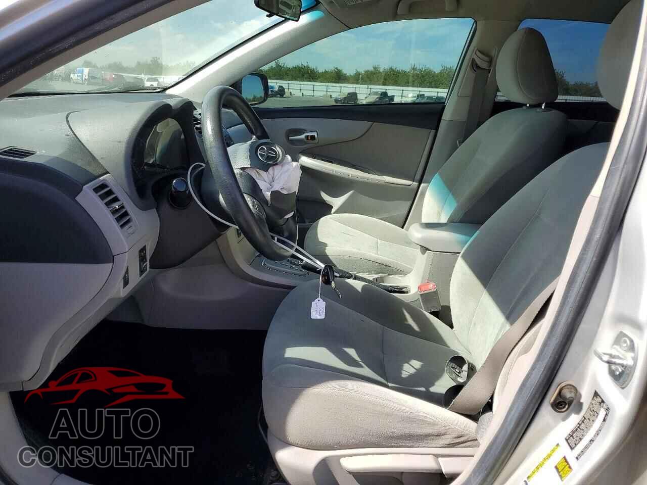 TOYOTA COROLLA 2013 - 2T1BU4EE9DC944206