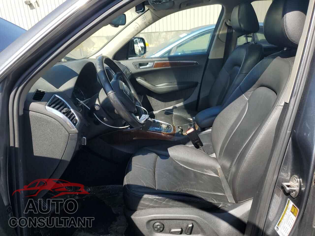 AUDI Q5 2012 - WA1LFAFP1CA112093
