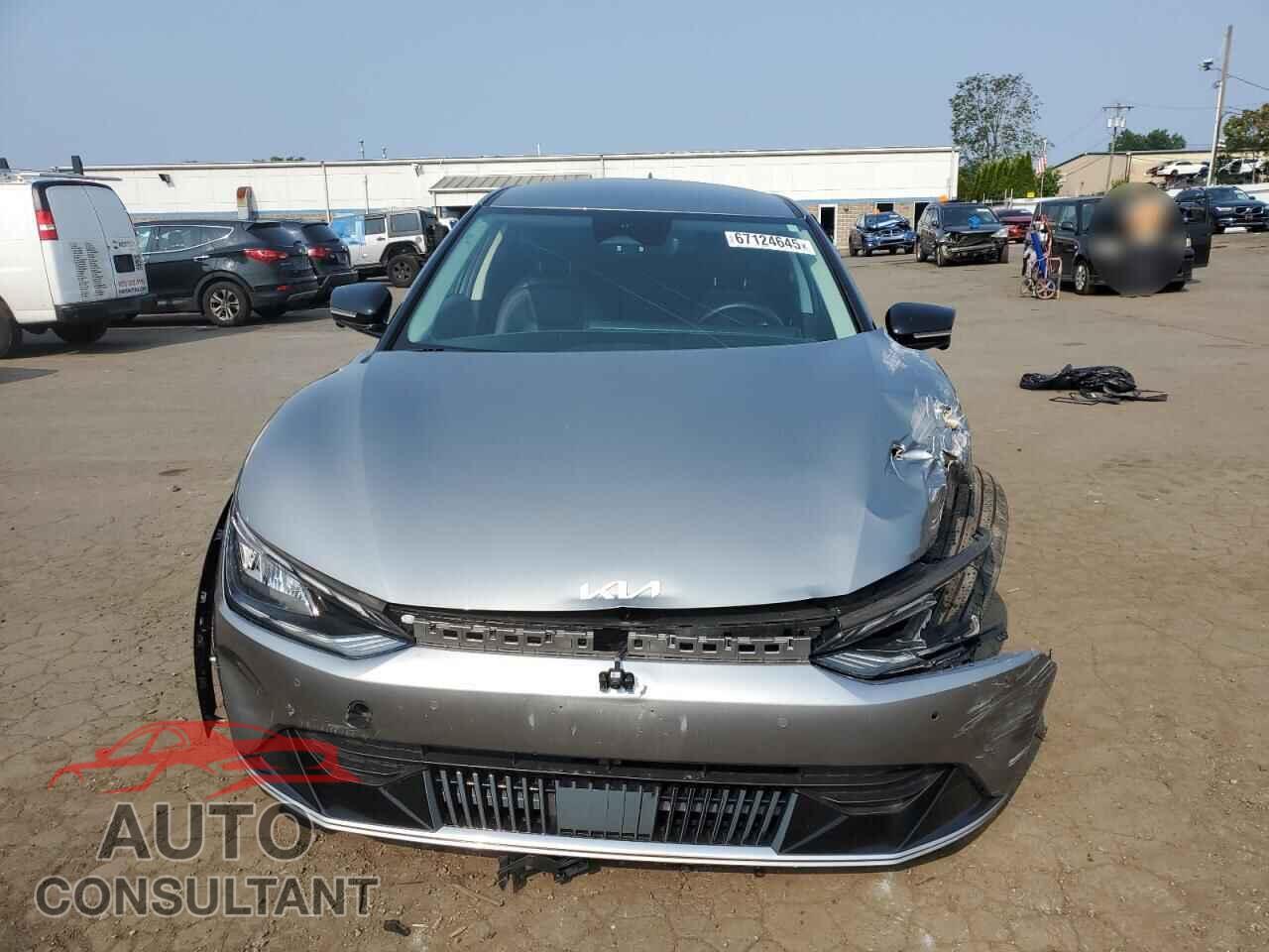 KIA EV6 LIGHT 2022 - KNDC3DLC3N5085282