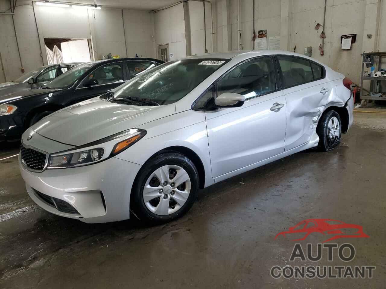 KIA FORTE 2017 - 3KPFK4A70HE056417