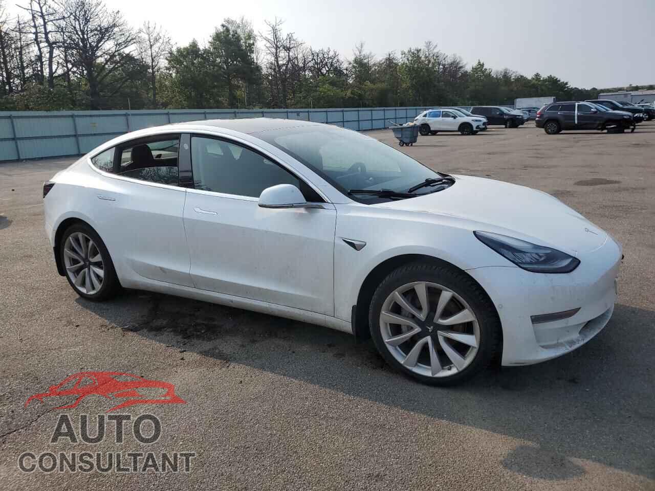 TESLA MODEL 3 2019 - 5YJ3E1EB5KF477753