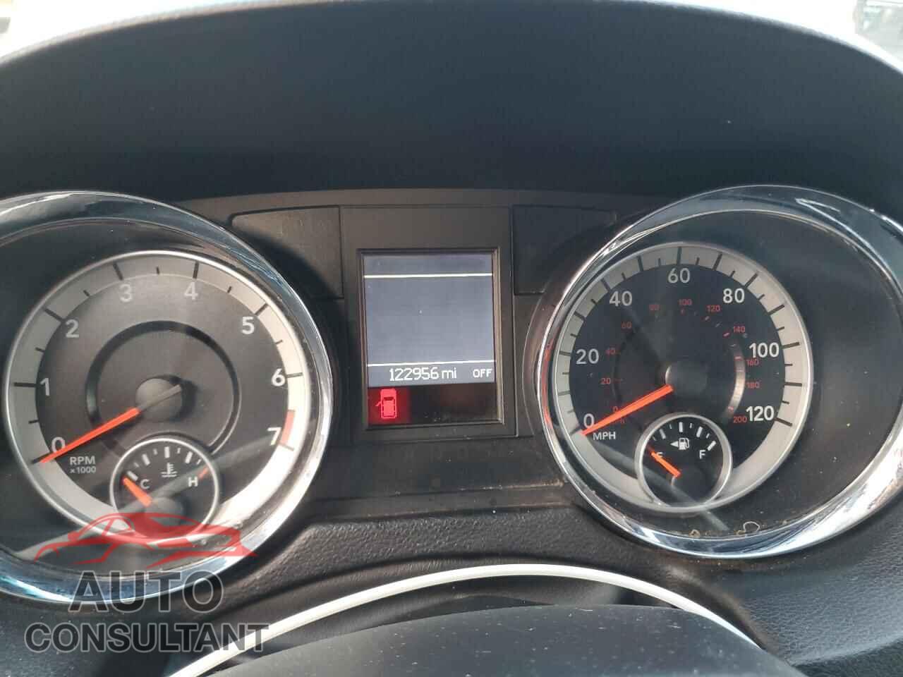 DODGE CARAVAN 2013 - 2C4RDGEG0DR695070
