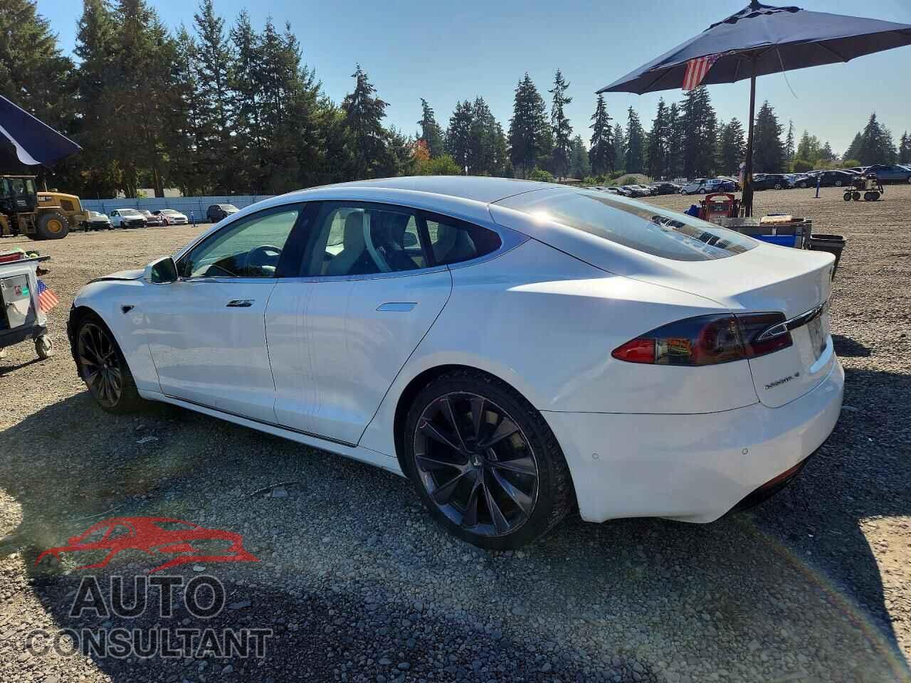 TESLA MODEL S 2019 - 5YJSA1E23KF304109