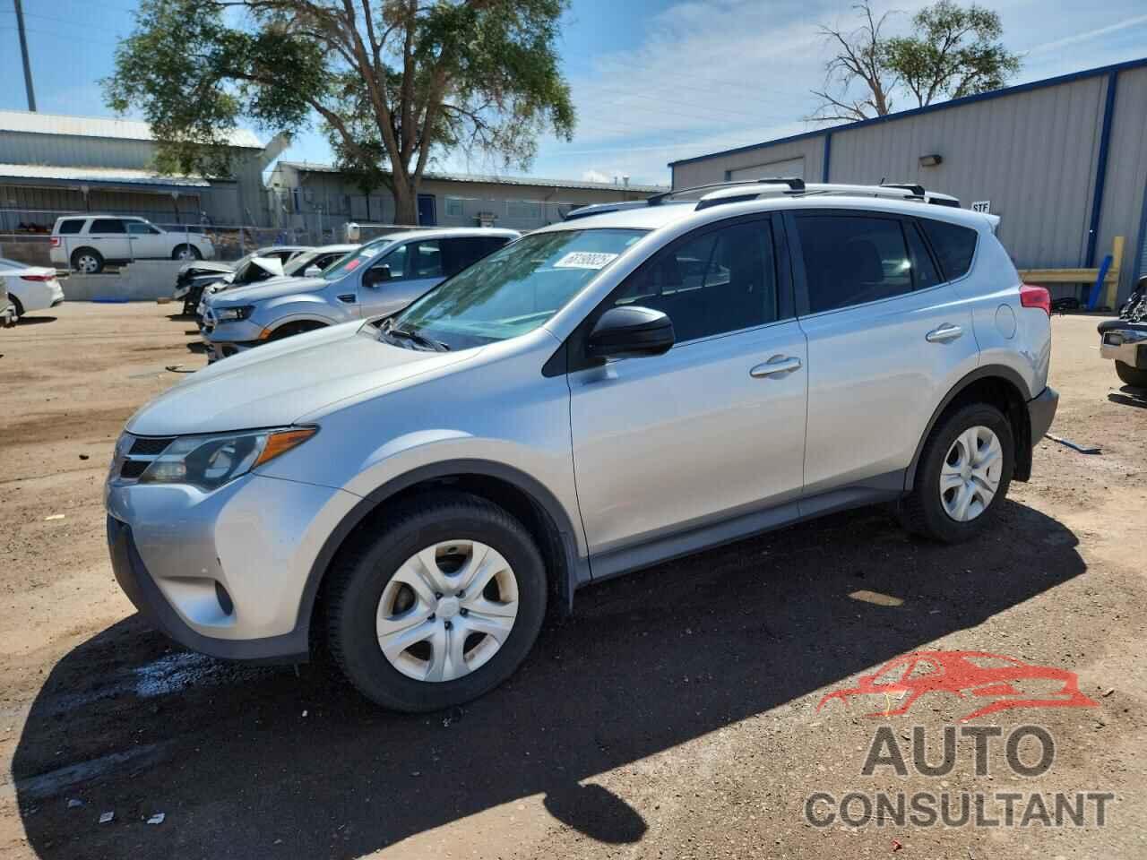 TOYOTA RAV4 2015 - JTMBFREV6FD147358